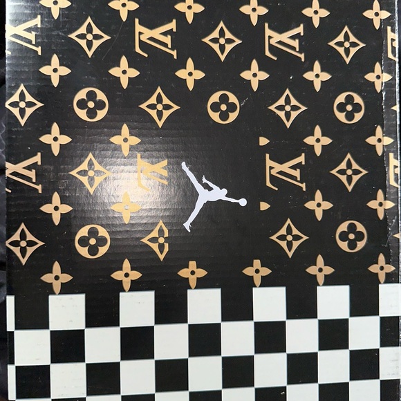 Air Jordan 4 Louis Vuitton - Picture 5 of 6